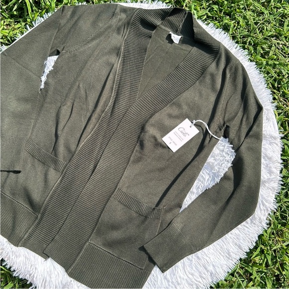 Cielo Everyday Ultra Soft Dark Forest Green Cardigan Size Small NEW - Picture 3 of 12